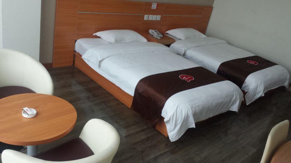 Thank Inn Chain Hotel Shanxi Lvliang Lishi Beichuanghe Road Luliang  Exterior foto